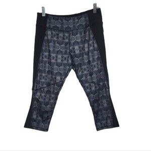 Kyodan Abstract Capri Leggings L